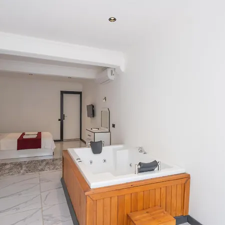 Tropik Villa