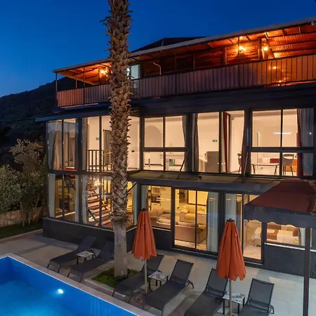 Villa Tropik *